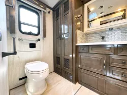 2026 Newmar Dutch Star 3836 | Thumbnail Photo 14 of 29