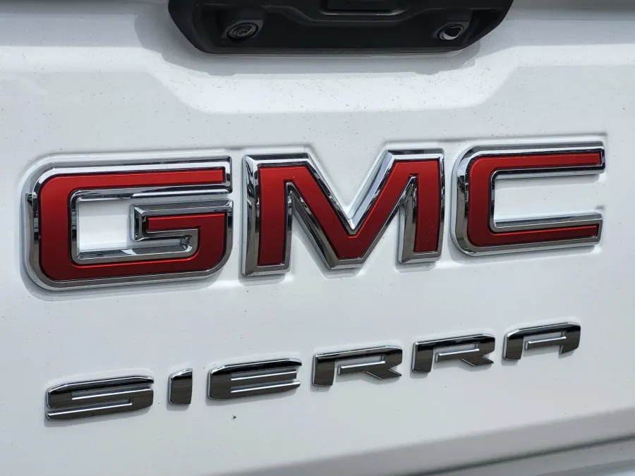 2026 GMC Sierra 1500 Pro | Photo 10 of 24