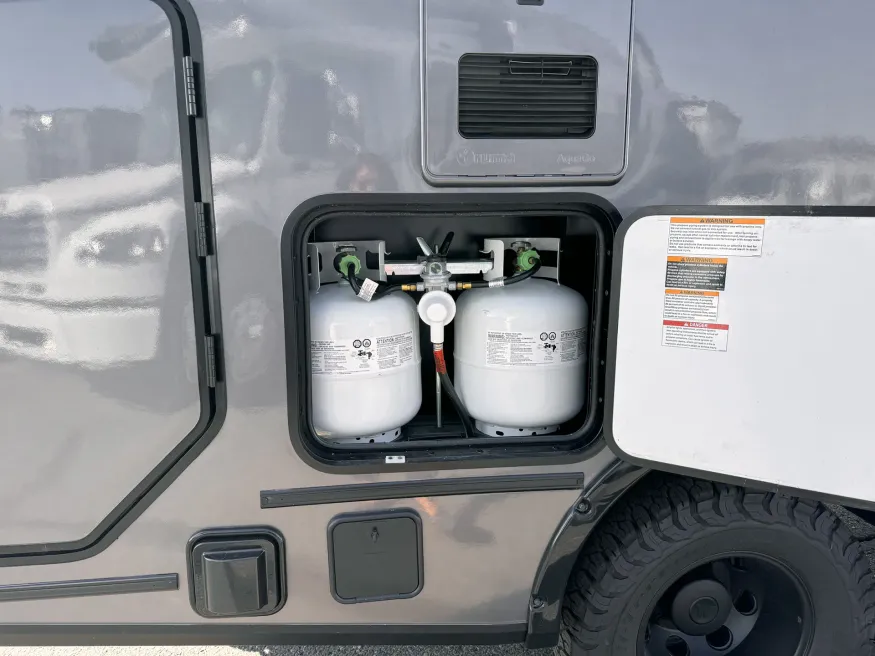 2026 Winnebago EKKO 23B | Photo 19 of 23