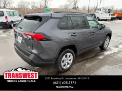 2021 Toyota RAV4 LE | Thumbnail Photo 4 of 23