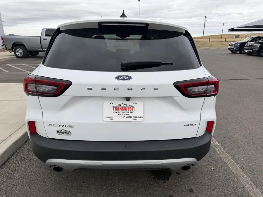 2024 Ford Escape Active | Photo 6 of 16