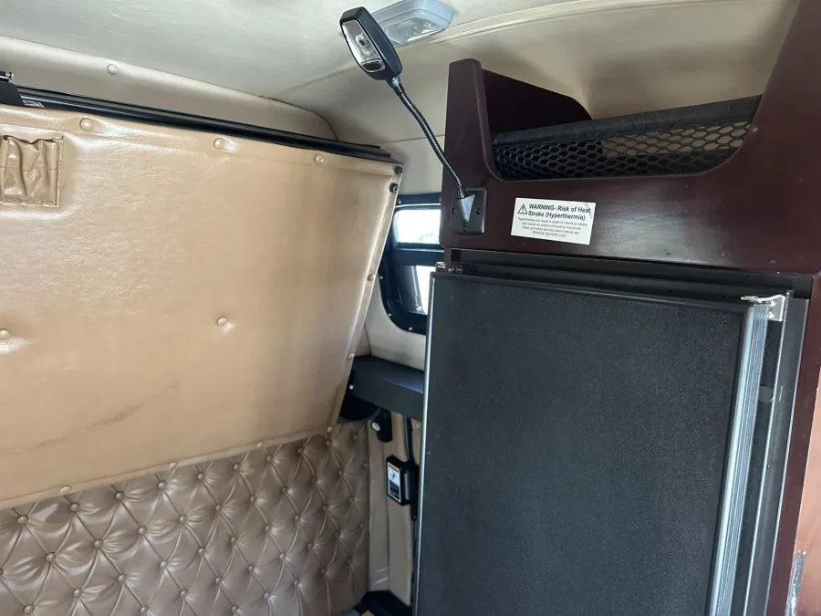 2022 Western Star 5700XE | Photo 15 of 22