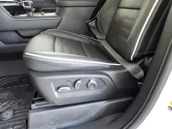 2026 GMC Sierra 1500 AT4X | Thumbnail Photo 8 of 28