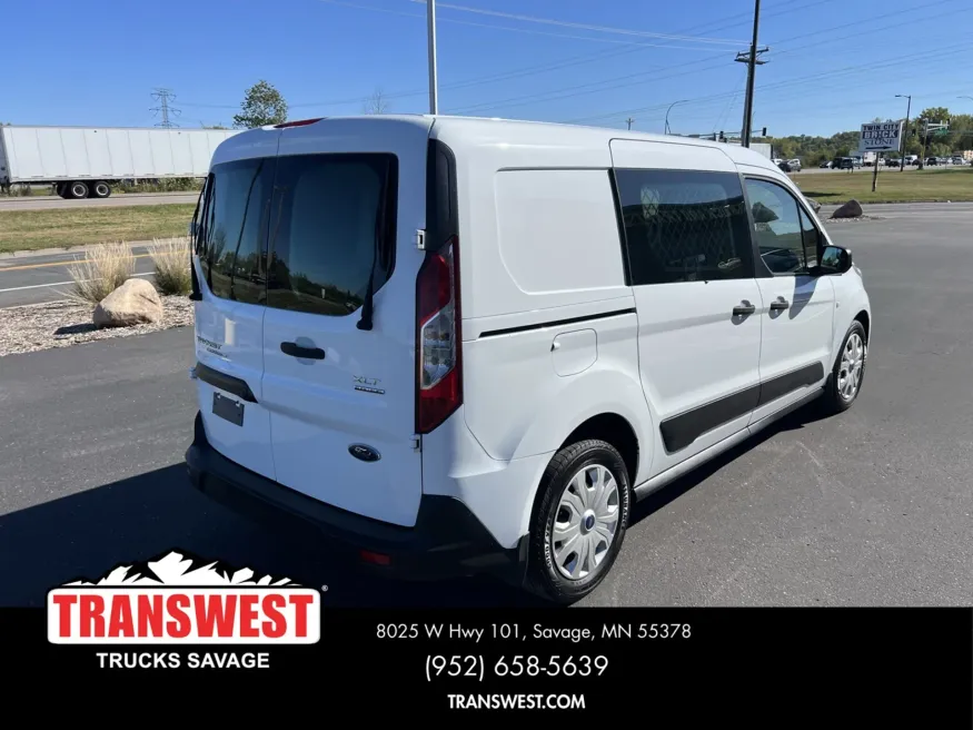 2021 Ford Transit Connect XLT | Photo 12 of 16