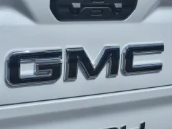 2026 GMC Sierra 1500 Denali Ultimate | Thumbnail Photo 10 of 26