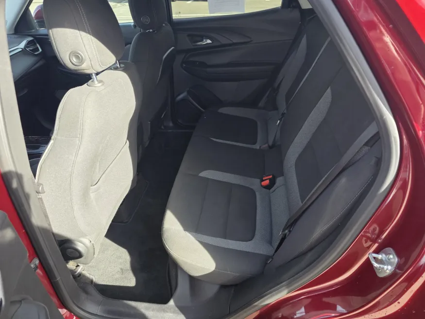 2025 Chevrolet Trailblazer LT | Photo 11 of 22