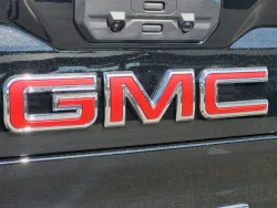 2026 GMC Sierra 2500HD AT4X | Thumbnail Photo 10 of 25