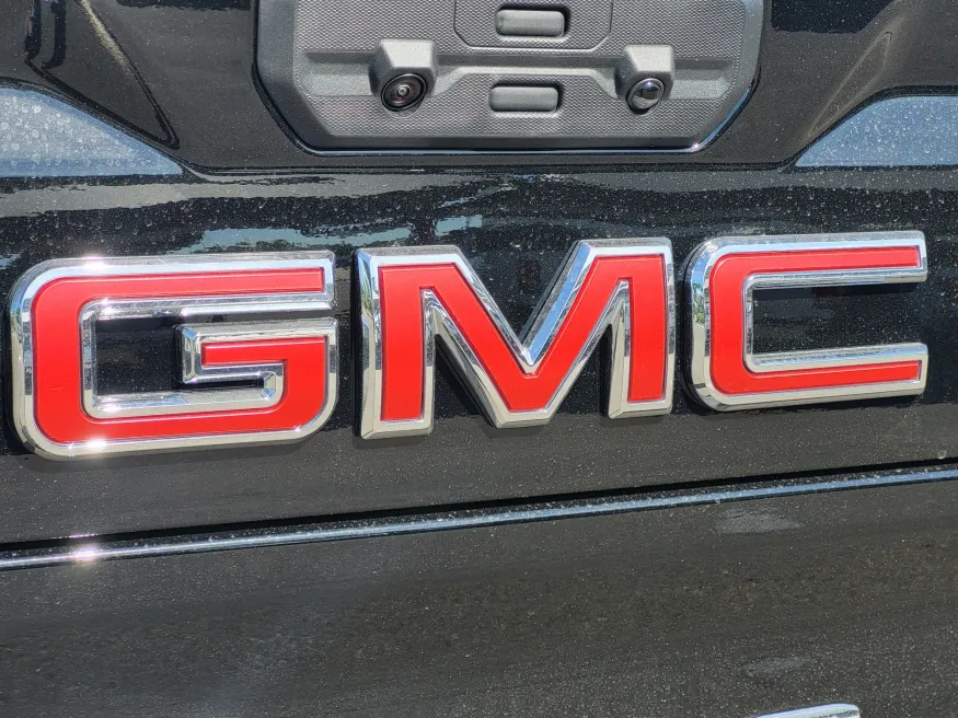 2026 GMC Sierra 2500HD AT4X | Photo 10 of 25