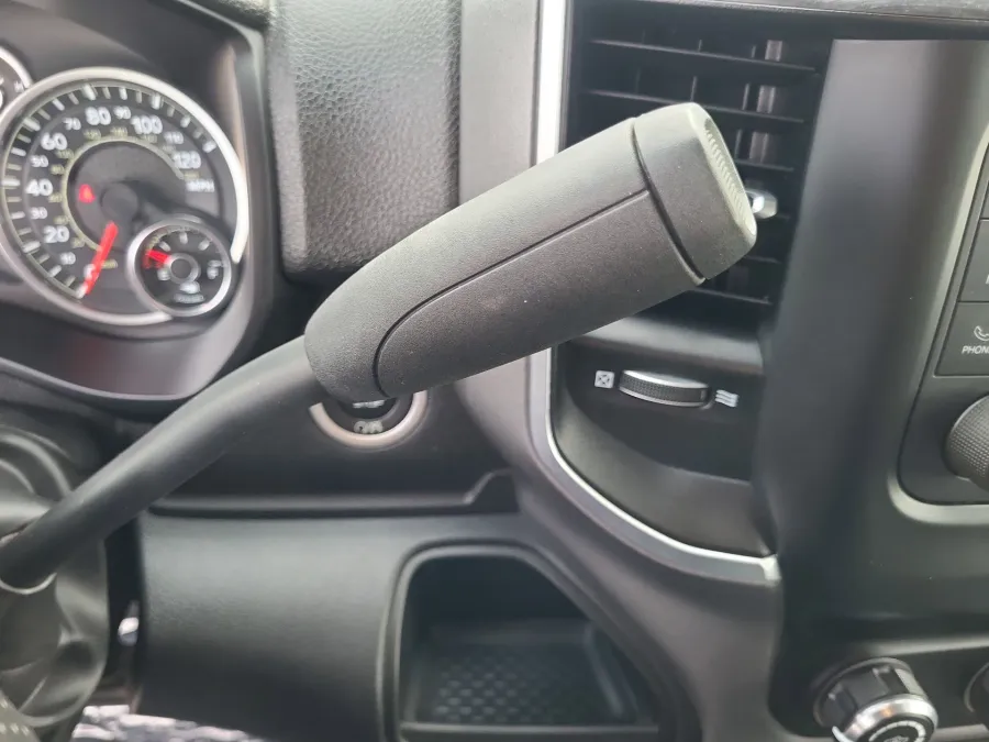 2024 RAM 3500 Chassis Cab SLT | Photo 17 of 22