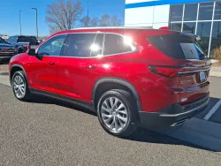 2025 Buick Enclave Preferred | Thumbnail Photo 2 of 18