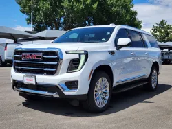 2025 GMC Yukon XL Elevation | Thumbnail Photo 3 of 33