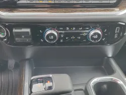 2026 GMC Sierra 1500 Elevation | Thumbnail Photo 17 of 24