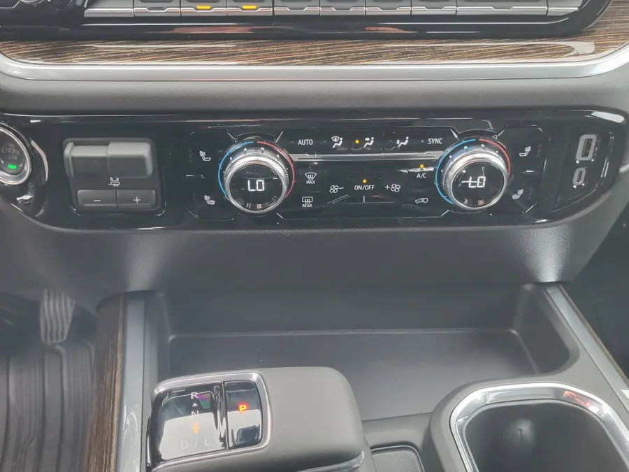 2026 GMC Sierra 1500 Elevation | Photo 17 of 24