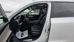 2024 Toyota Grand Highlander | Thumbnail Photo 14 of 33