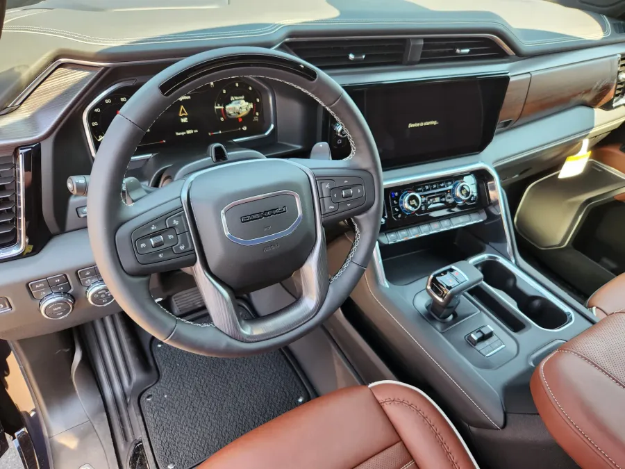 2026 GMC Sierra 1500 Denali Ultimate | Photo 7 of 31