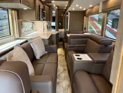 2027 Newmar Essex 4551 | Thumbnail Photo 9 of 39