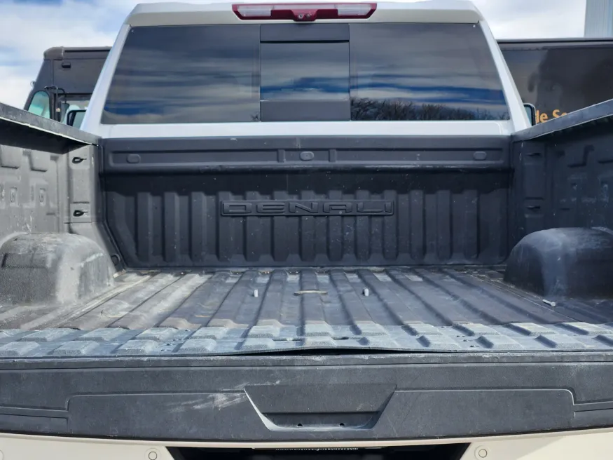 2022 GMC Sierra 2500HD Denali | Photo 20 of 21