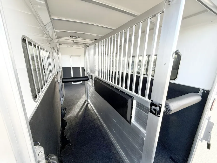 2026 Cimarron Norstar Warmblood 2 + 1 | Photo 13 of 20