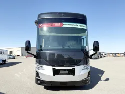 2026 Newmar Mountain Aire 4118 | Thumbnail Photo 24 of 31