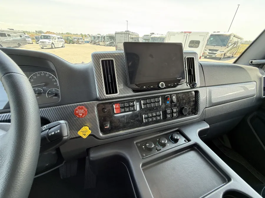 2025 Freightliner M2 106 Plus Summit Hauler | Photo 9 of 26