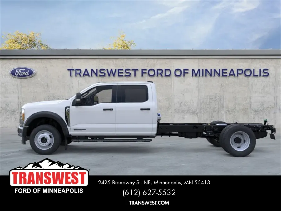 2026 Ford Super Duty F-550 | Photo 3 of 22