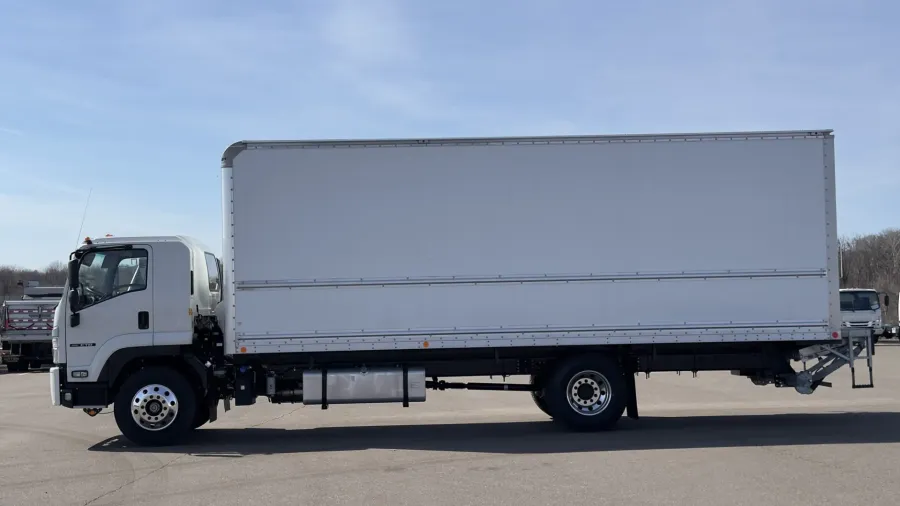 2025 Isuzu FTR | Photo 4 of 22