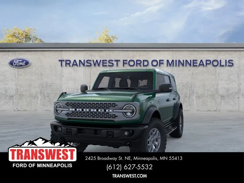 2025 Ford Bronco Badlands | Photo 1 of 25