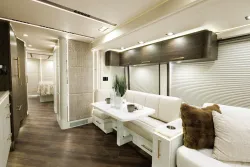 2026 Emerald Prevost H3-45 Triple Slide | Thumbnail Photo 11 of 29