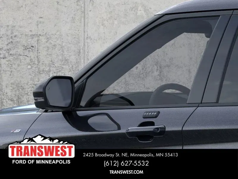 2026 Ford Explorer ST-Line | Photo 19 of 23