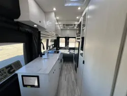 2026 Pleasure-way Ontour 2.2 AWD | Thumbnail Photo 3 of 18