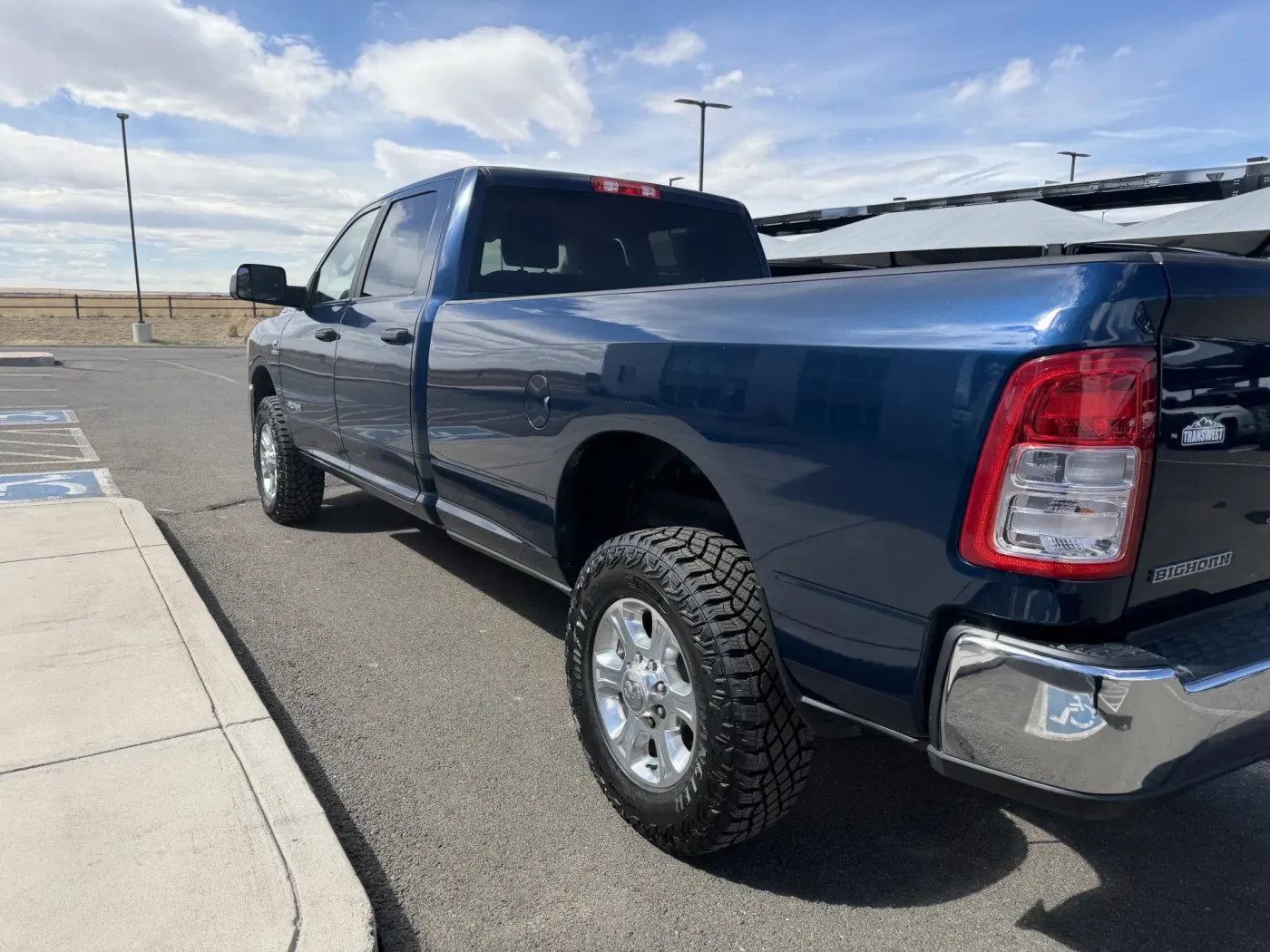 2022 RAM 2500 Big Horn | Photo 5 of 18