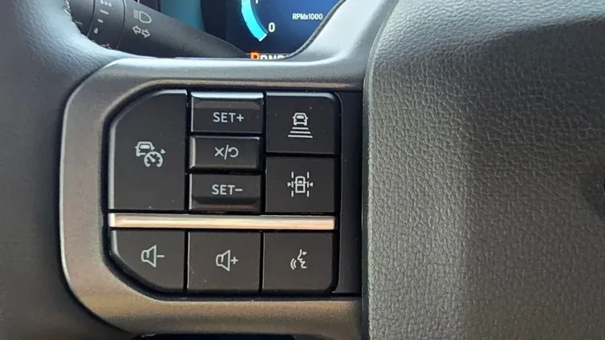 2026 Ford F-150 | Photo 17 of 31