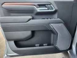 2026 GMC Sierra 2500HD Denali | Thumbnail Photo 5 of 28