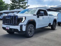 2025 GMC Sierra 2500HD Denali Ultimate | Thumbnail Photo 3 of 31