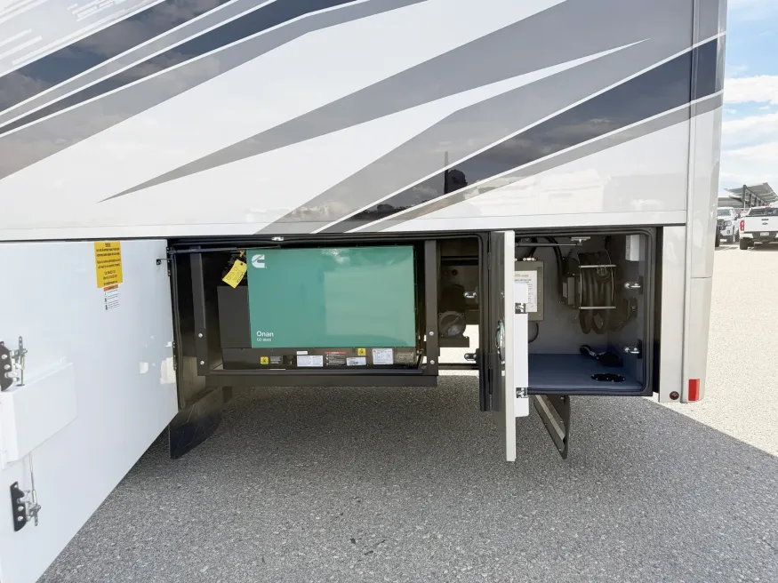 2026 Renegade Explorer 40EBH | Photo 29 of 31