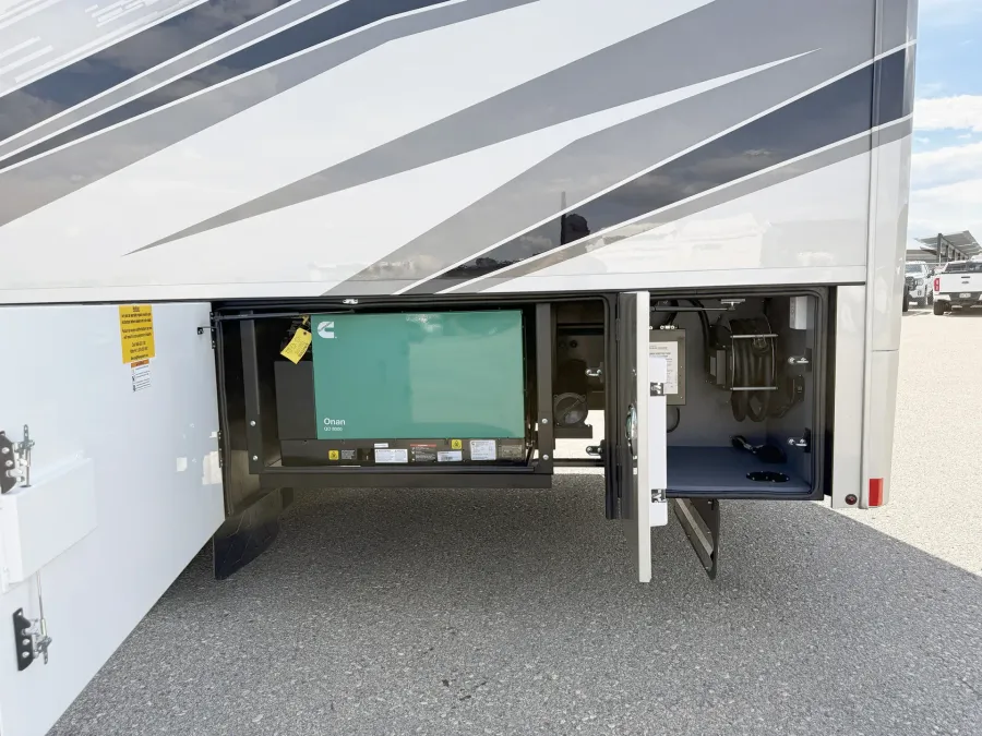 2026 Renegade Explorer 40EBH | Photo 29 of 31