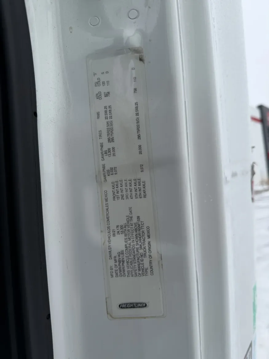 2022 Freightliner Cascadia | Photo 11 of 11