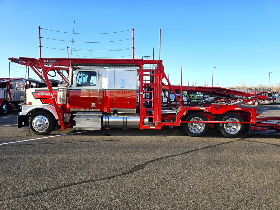 2019 Western Star 4900 | Photo 8 of 34