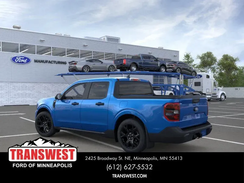 2026 Ford Maverick XLT | Photo 3 of 24