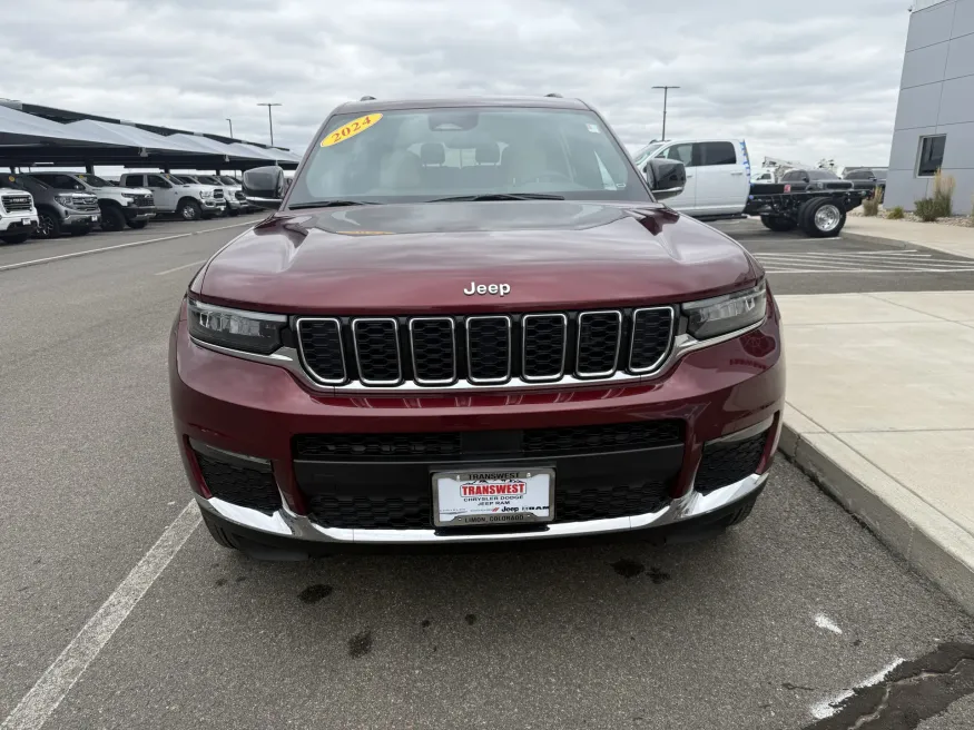 2024 Jeep Grand Cherokee L Limited | Photo 2 of 23