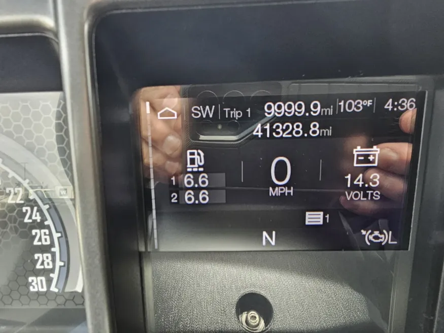 2024 Mack GU813 | Photo 13 of 17