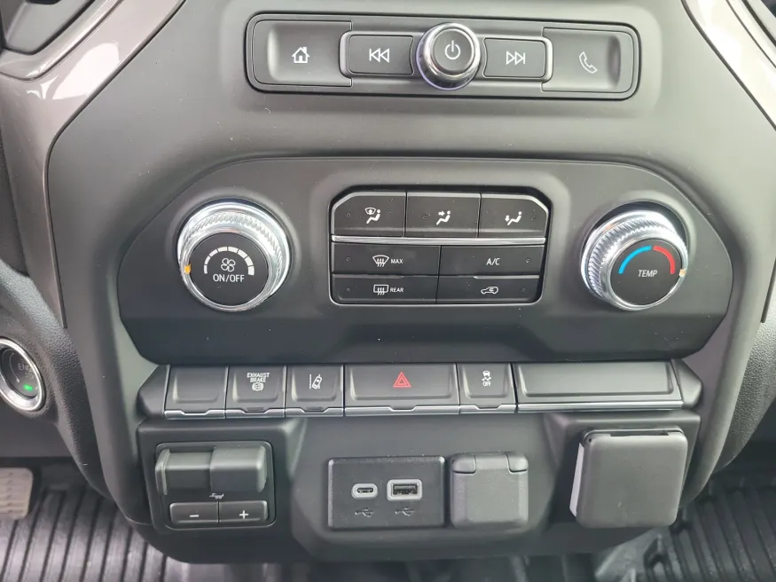 2026 GMC Sierra 3500HD CC Pro | Photo 18 of 24