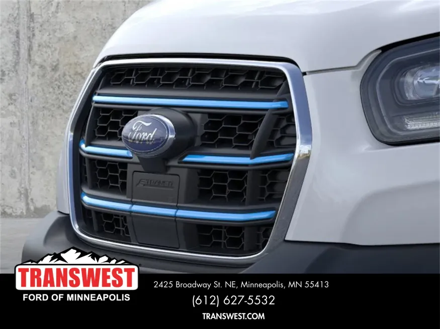 2025 Ford E-Transit-350 | Photo 17 of 21