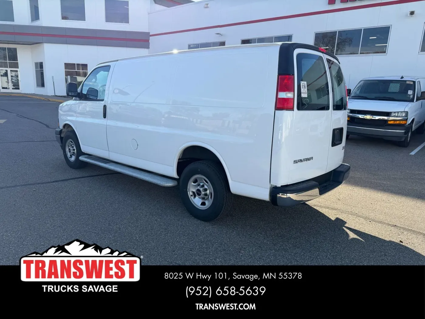 2024 GMC Savana 2500 Work Van | Photo 2 of 21