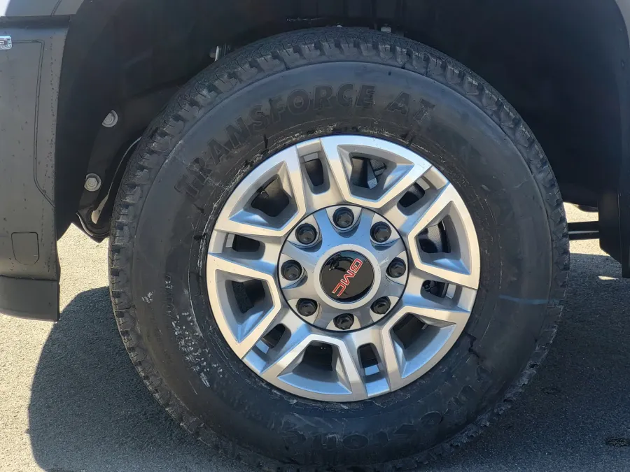 2026 GMC Sierra 2500HD Pro | Photo 9 of 26