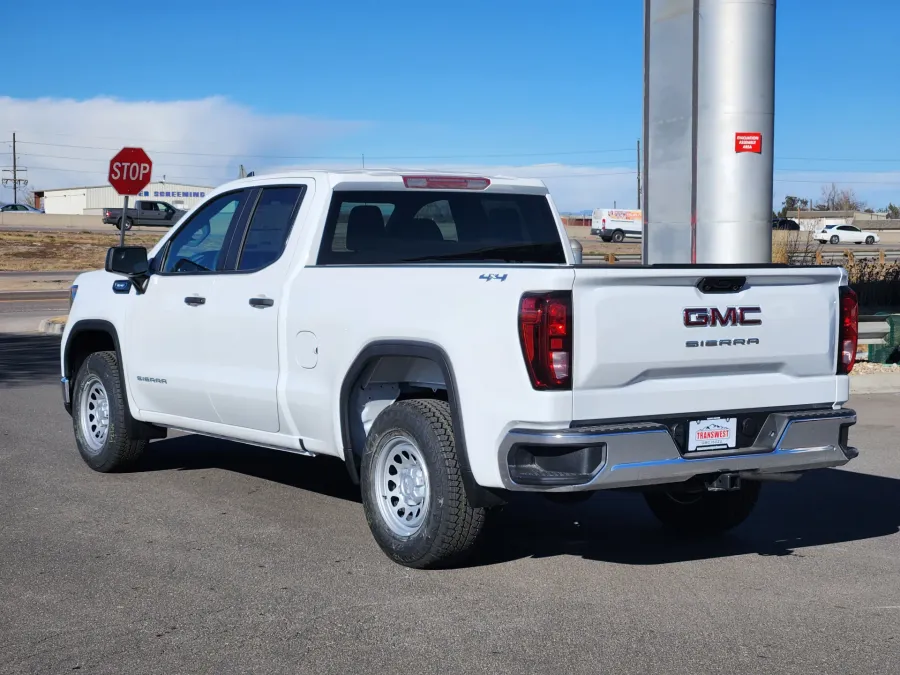 2026 GMC Sierra 1500 Pro | Photo 3 of 21