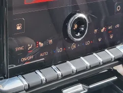 2026 GMC Yukon XL Denali | Thumbnail Photo 16 of 26