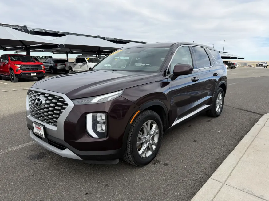 2020 Hyundai Palisade SE | Photo 3 of 18
