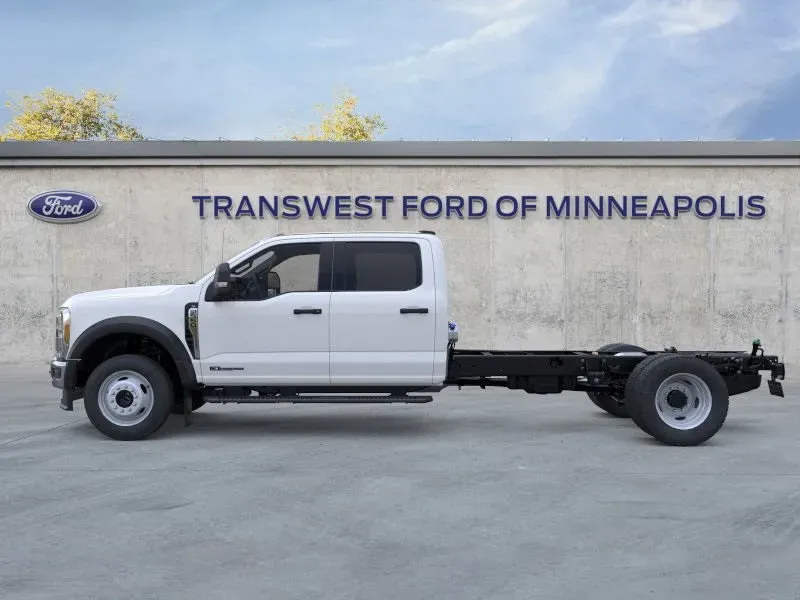 2026 Ford Super Duty F-550 | Photo 3 of 22