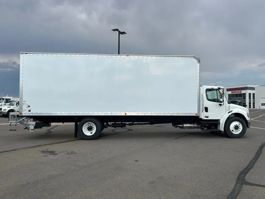 2025 Freightliner M2 106 | Photo 6 of 21